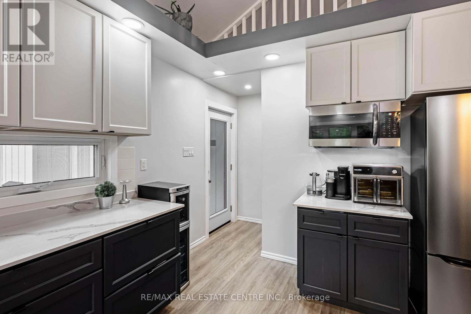 23 THIRD STREET - 5