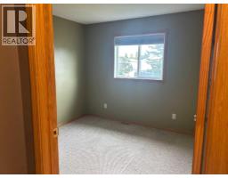 3pc Bathroom - 605 2a Avenue Sw, Slave Lake, AB T0G2A4 Photo 9