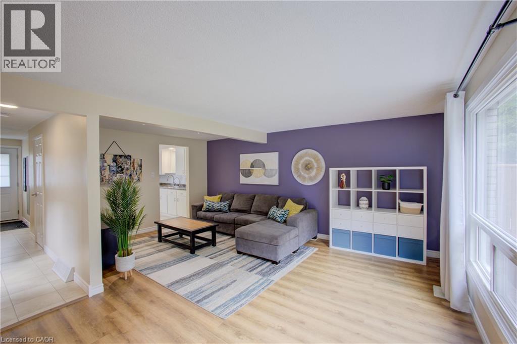 426A DUNVEGAN Drive - Image 8