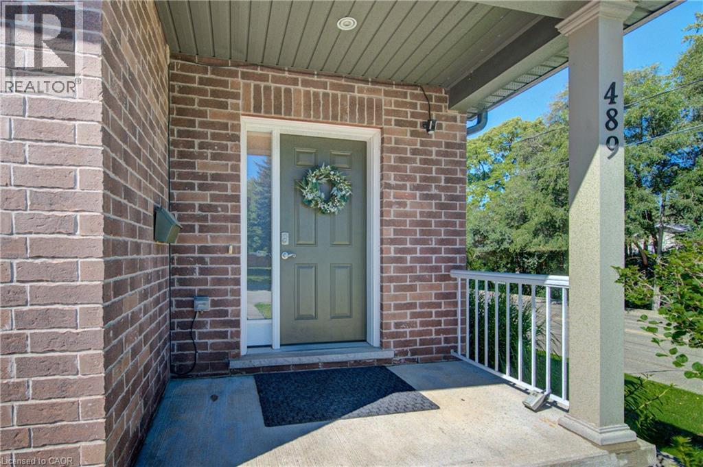 489 LEANDER Place - Image 4
