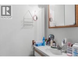 422 Battie Dr, Ladysmith, BC V9G1V4 Photo 19