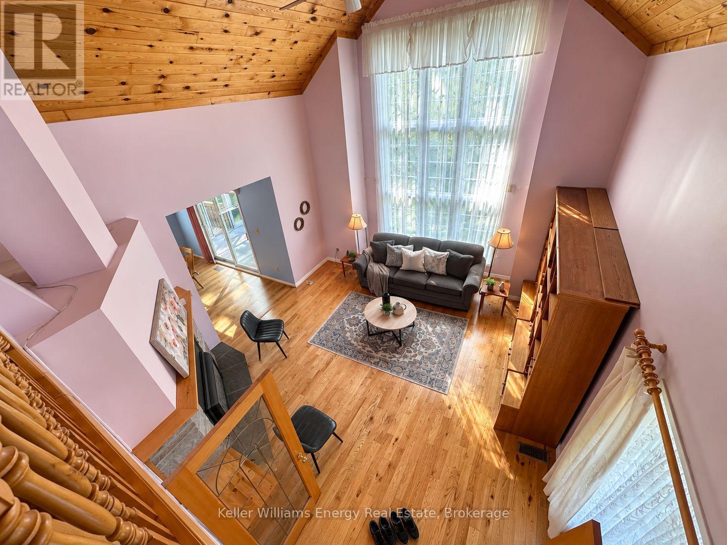 1443 ELIZABETH STREET - Image 21