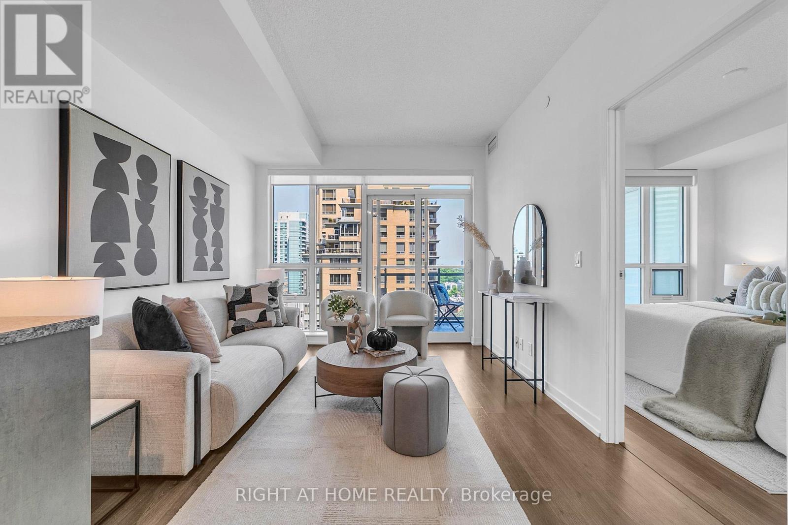 ## 916 98 LILLIAN STREET - Image 10