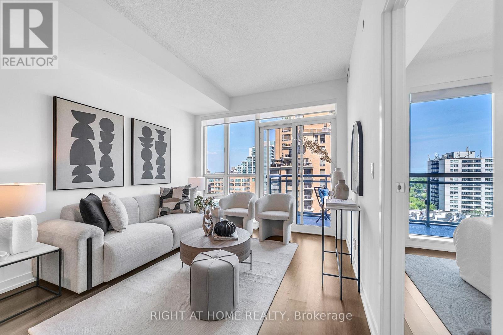## 916 98 LILLIAN STREET - Image 9