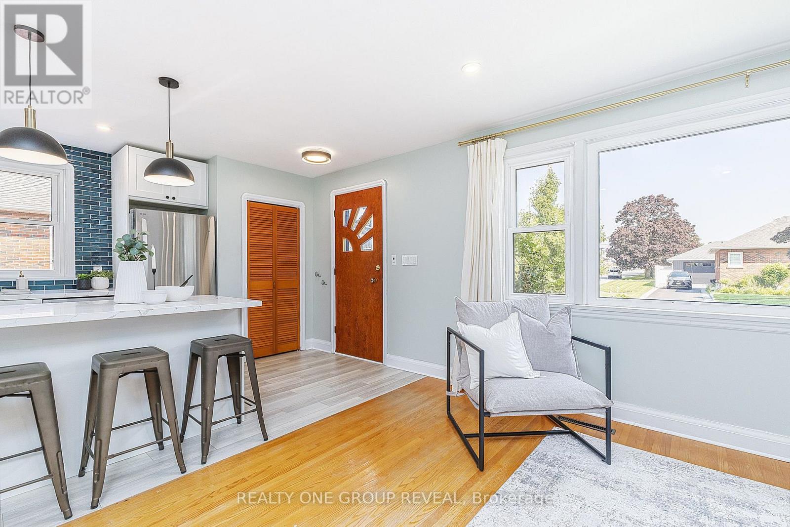 37 PRINCE STREET, Clarington (Bowmanville) — photo 4