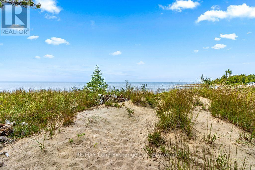 18 COTTAGE PARK ROAD, Saugeen Shores — photo 4