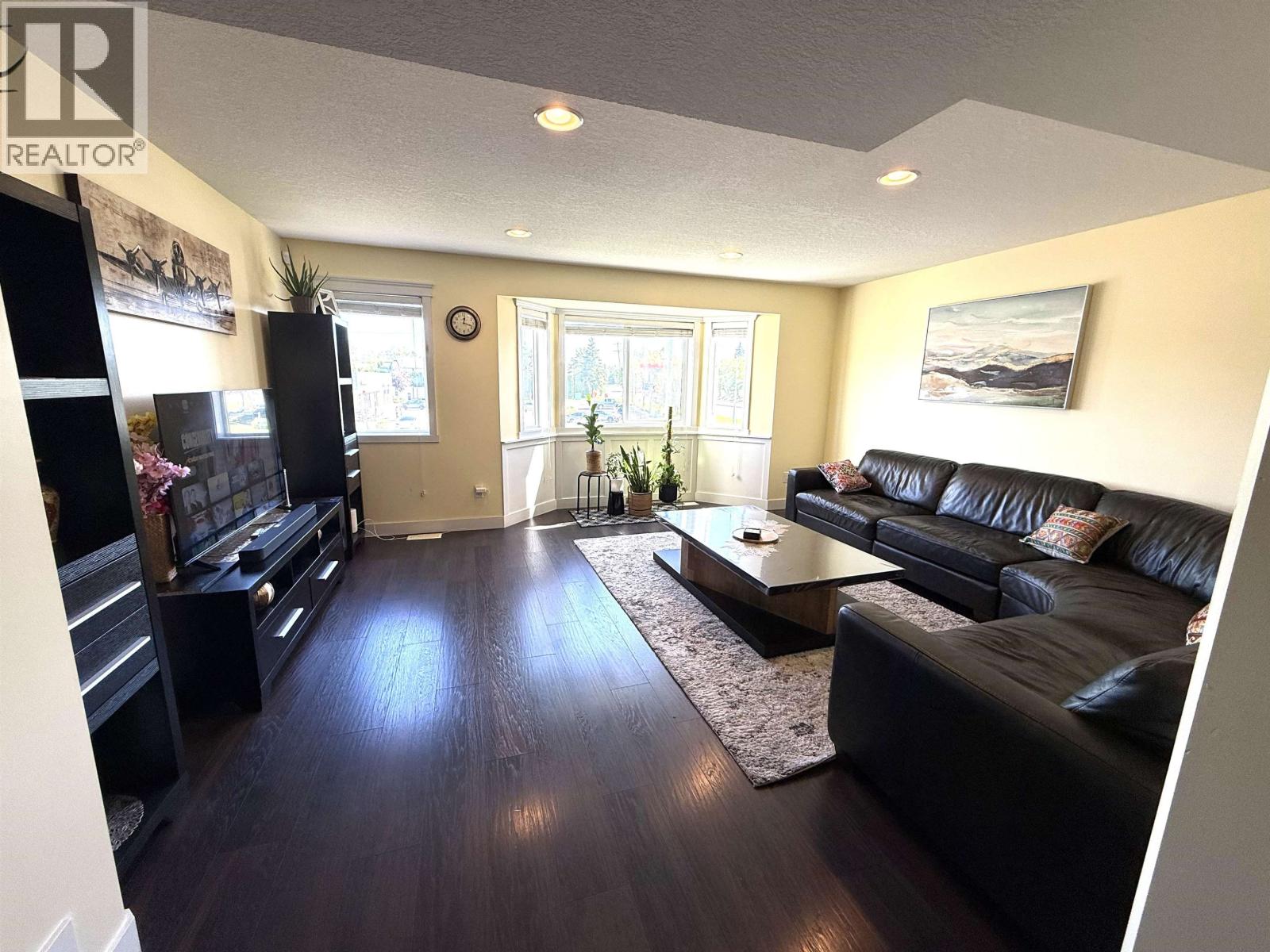 #204 467 S TABOR BOULEVARD - 3