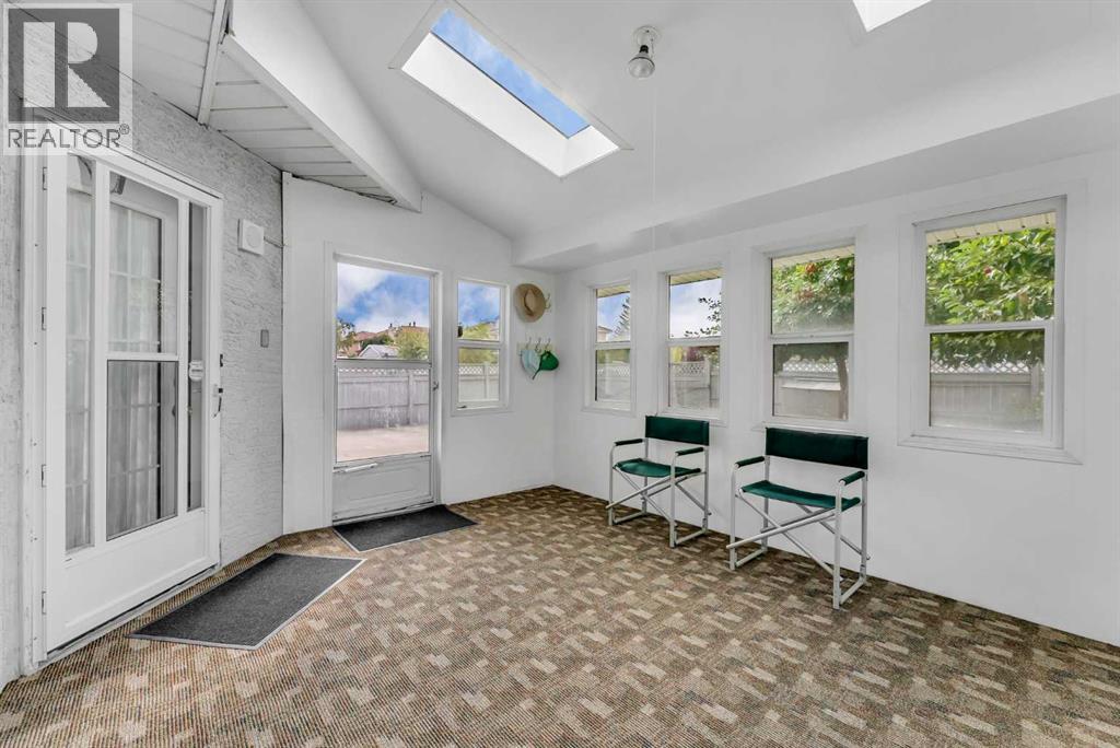 7184 California Boulevard NE - 19