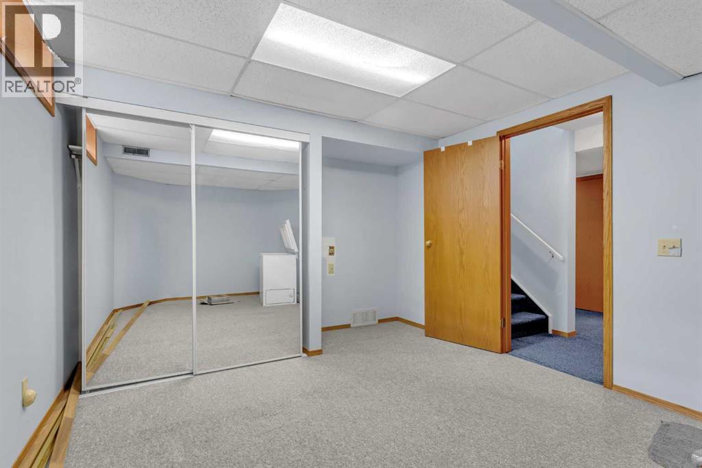 7184 California Boulevard NE - 38