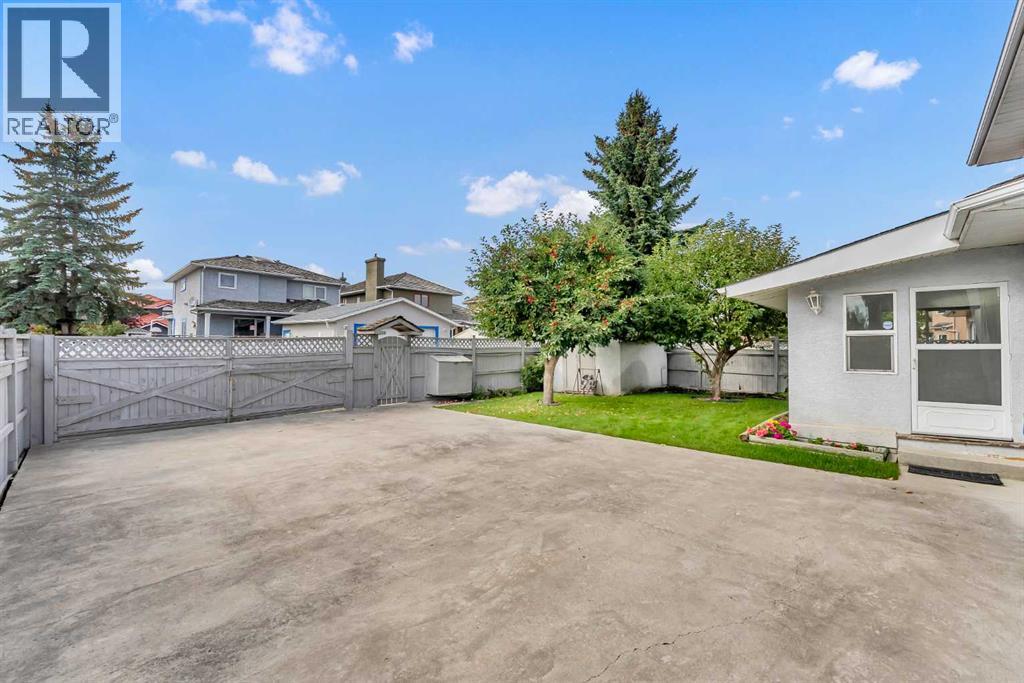 7184 California Boulevard NE - 41
