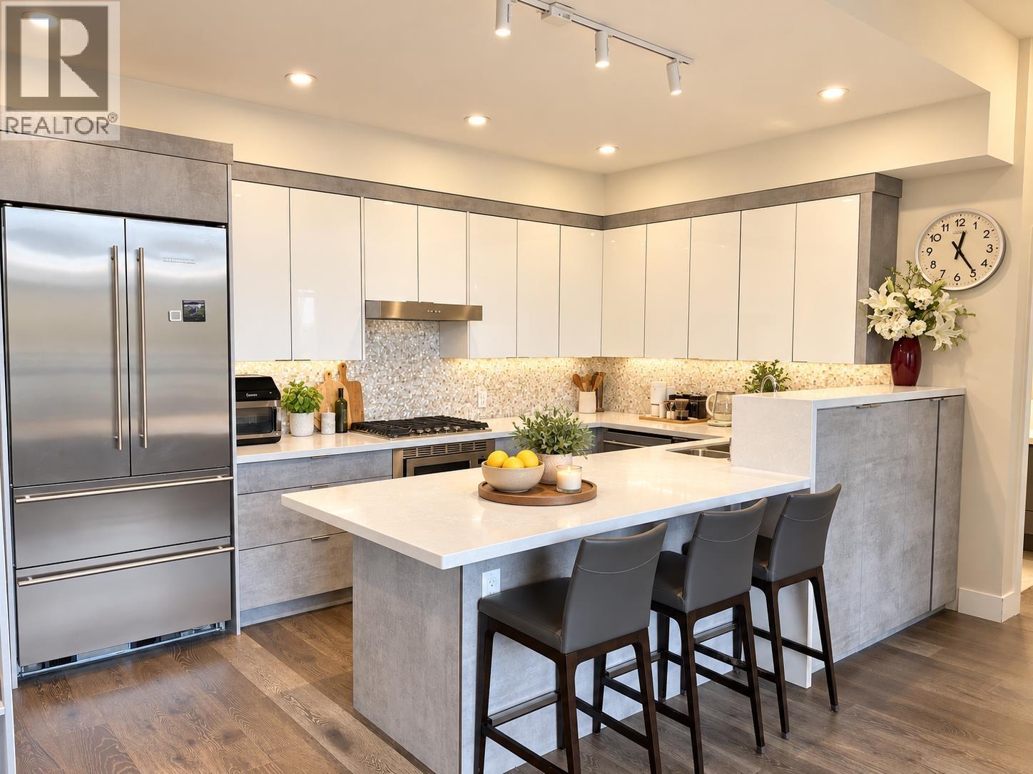 506 3602 ALDERCREST DRIVE, North Vancouver — photo 6