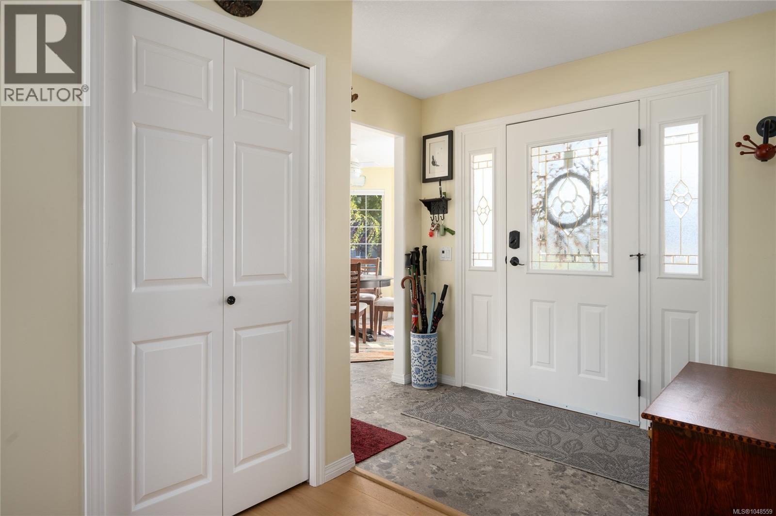 763 Doehle Ave - Image 13