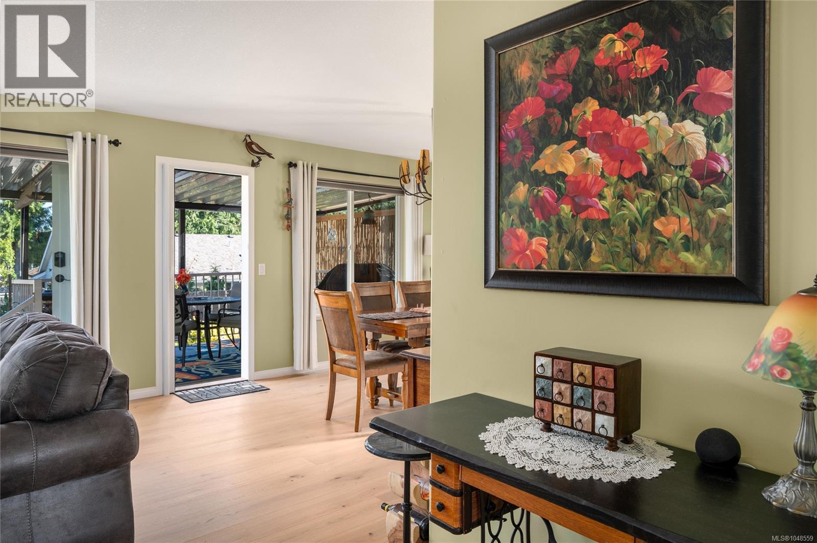 763 Doehle Ave - Image 17