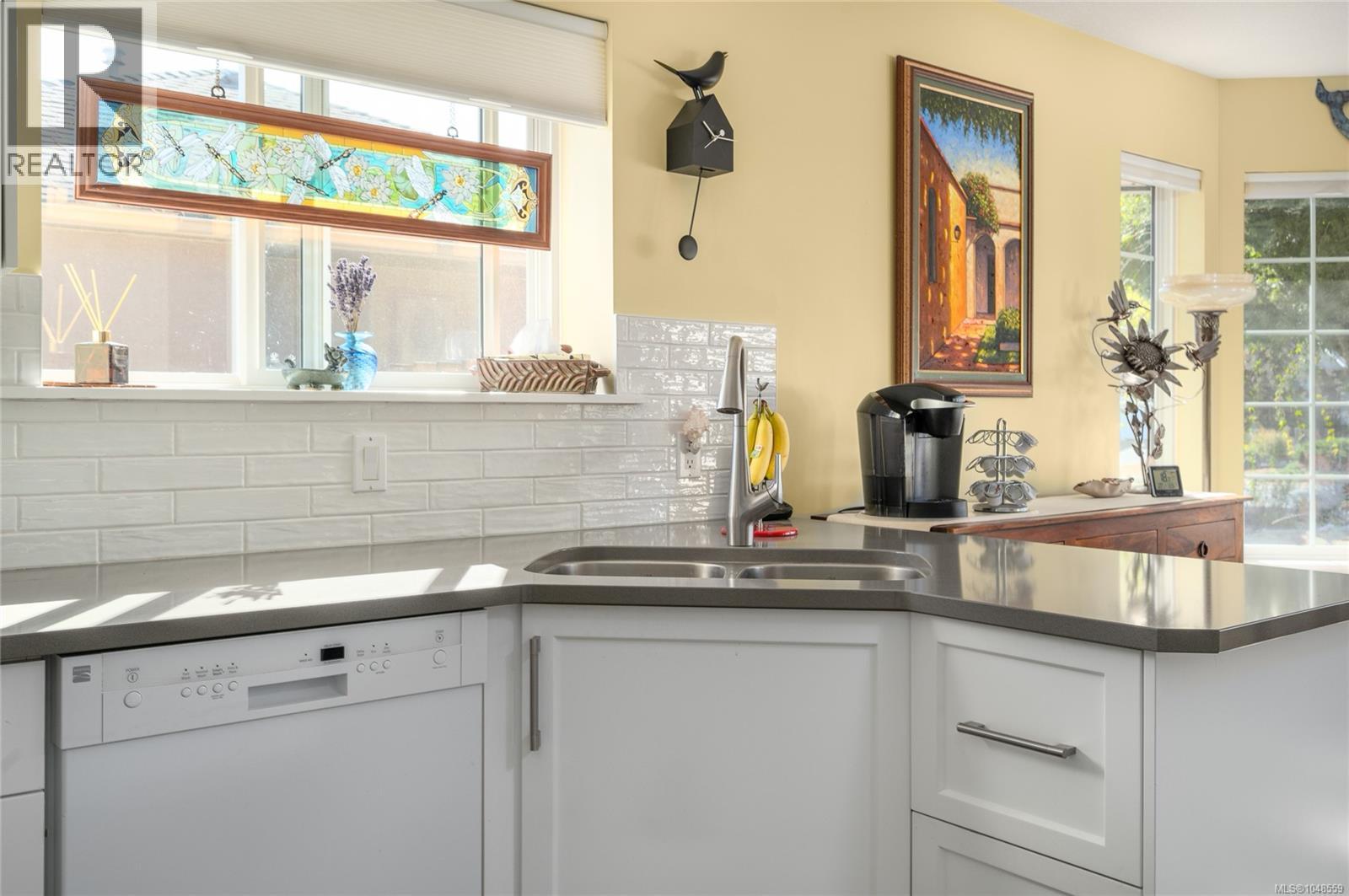 763 Doehle Ave - Image 22
