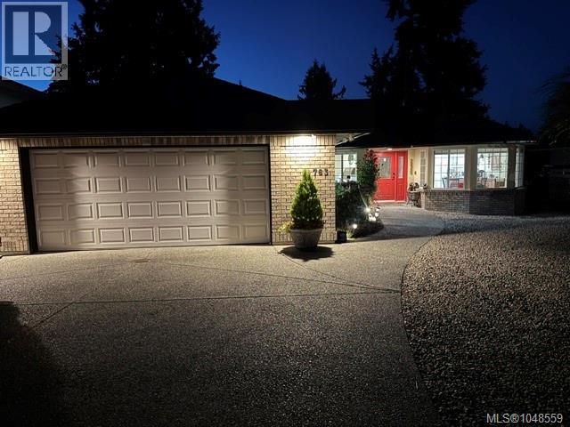 763 Doehle Ave - Image 7