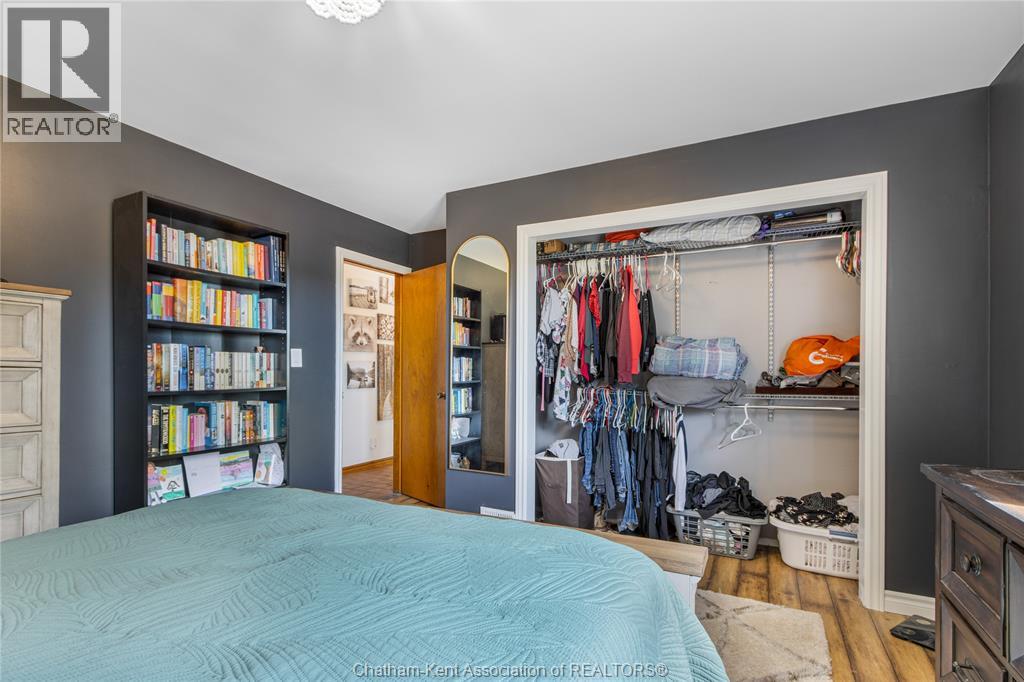 31 JEFFREY STREET West - 18