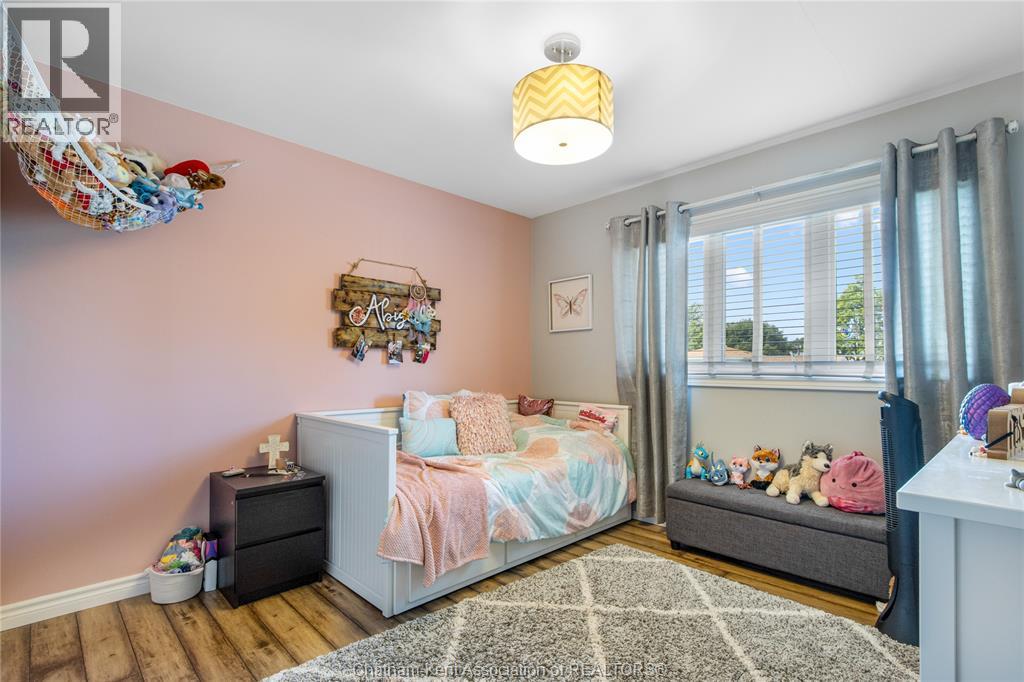 31 JEFFREY STREET West - 21