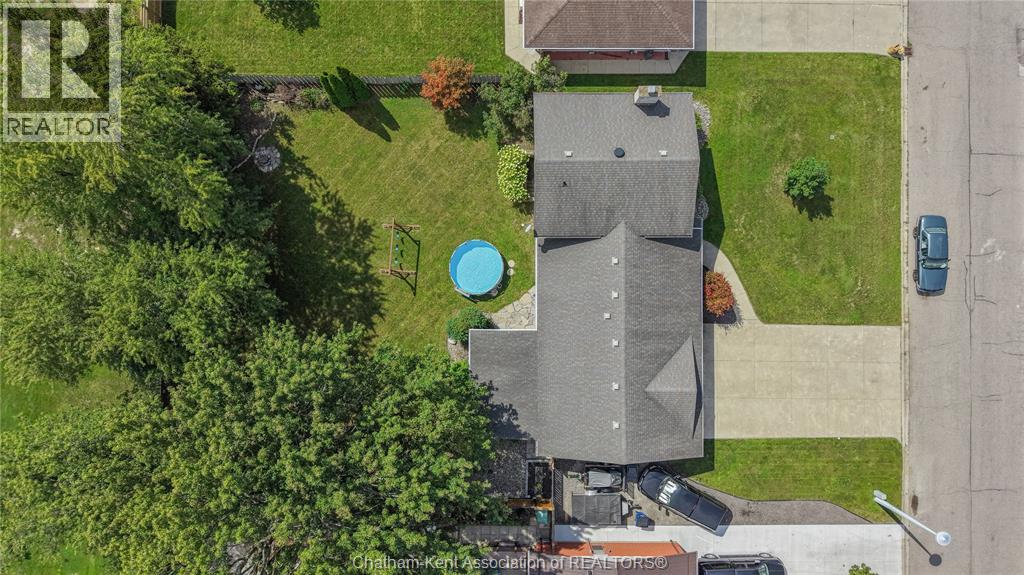 31 JEFFREY STREET West - 45