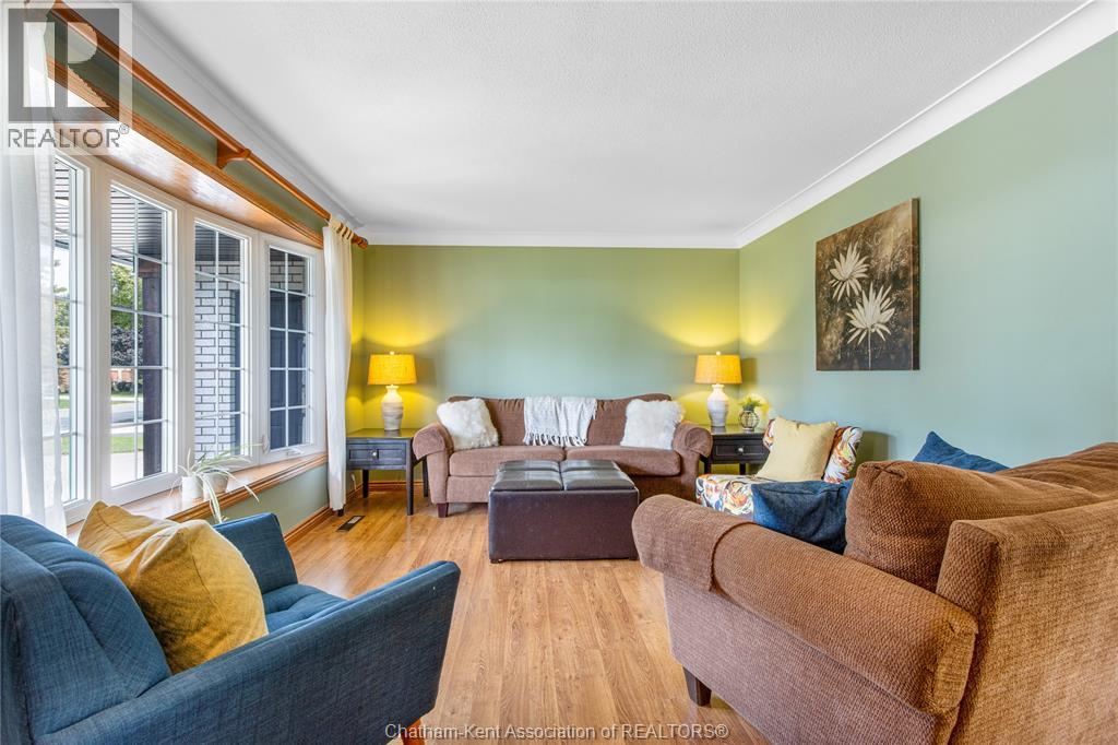 31 JEFFREY STREET West - 8