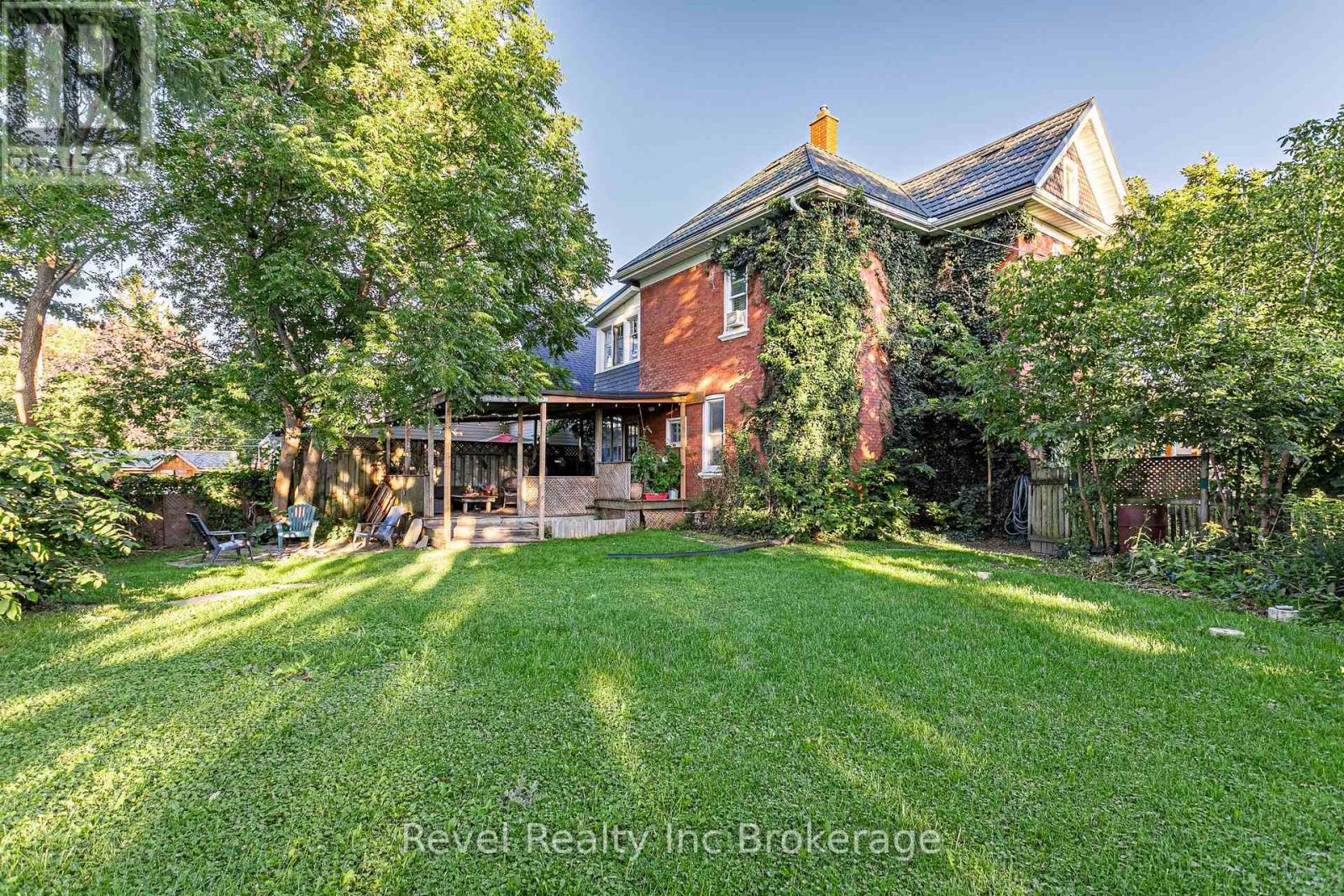 131 KING STREET E - 39