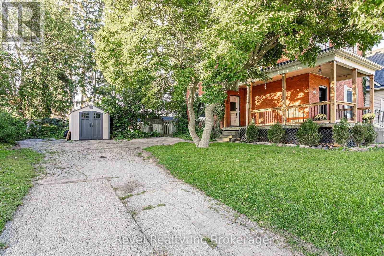 131 KING STREET E - 4