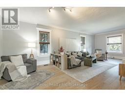 Sunroom - 131 King Street E, Ingersoll, ON N5C1G8 Photo 12