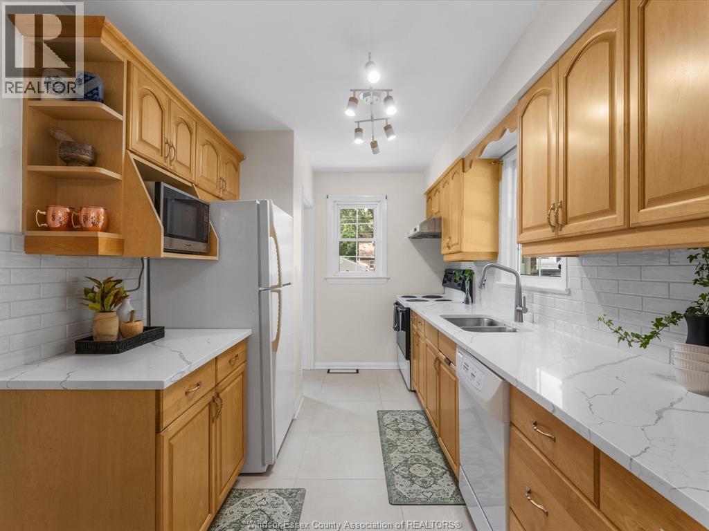 3265 Longfellow AVENUE - Image 13