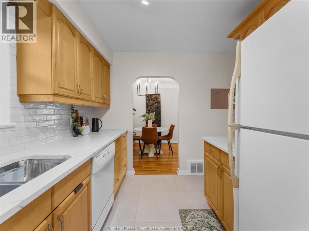 3265 Longfellow AVENUE - 14