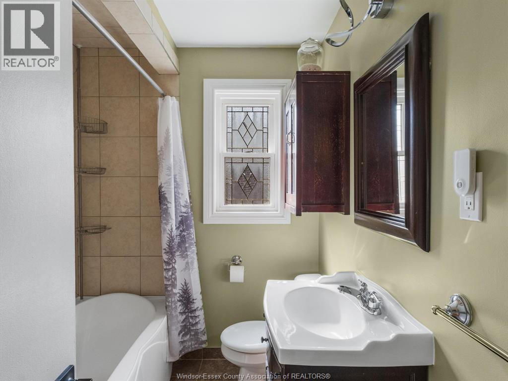 3265 Longfellow AVENUE - Image 20