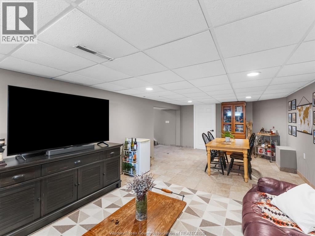 3265 Longfellow AVENUE - 25