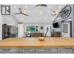 2125 Betts, Windsor, ON N9B3P5 Photo 18