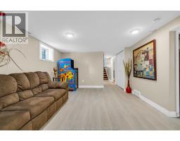 2125 Betts, Windsor, ON N9B3P5 Photo 47