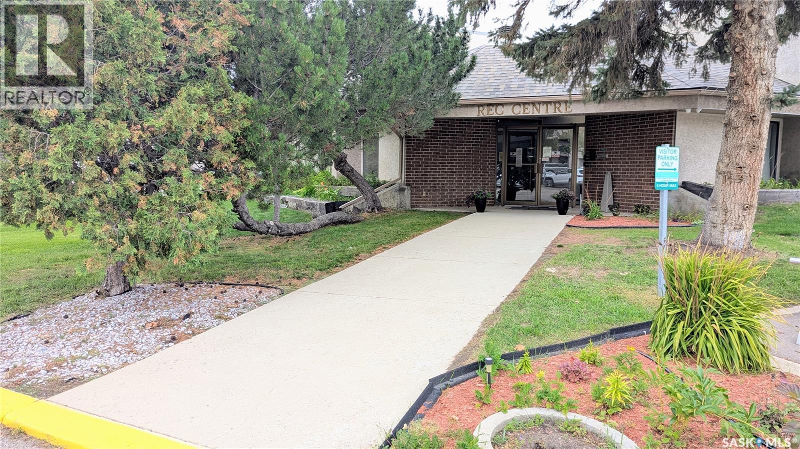631 310 Stillwater DRIVE, Saskatoon — photo 18