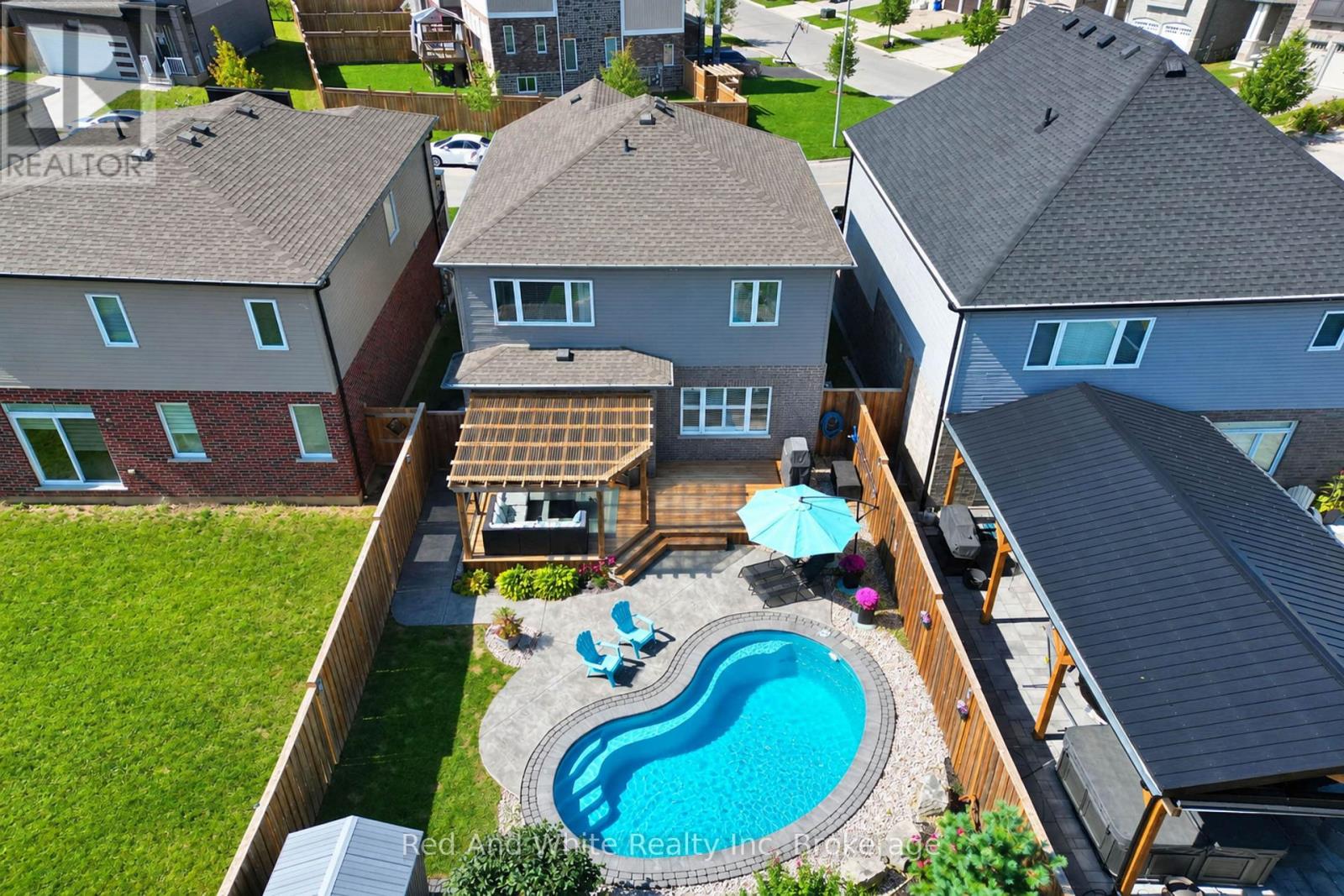 428 FREURE DRIVE - 47