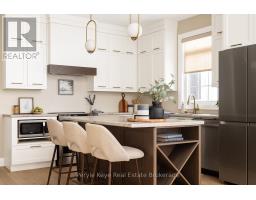 2 Leeds Court, Bracebridge), ON P1L0B7 Photo 13