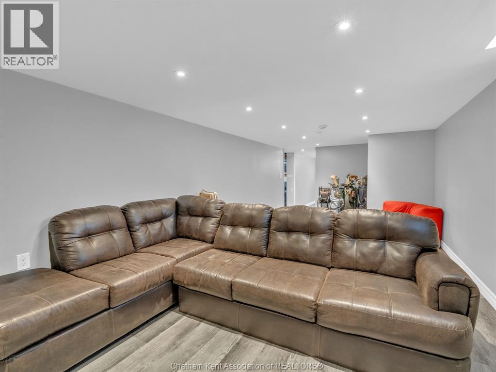 2541 Gail ROAD - 28