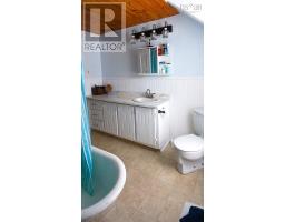 30 Lovers Lane, Port Hastings, NS B9A1N3 Photo 38