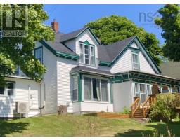 4pc Bathroom - 30 Lovers Lane, Port Hastings, NS B9A1N3 Photo 9