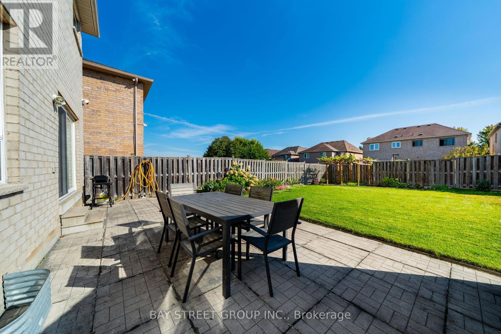 37 REMBRANDT DRIVE - 42