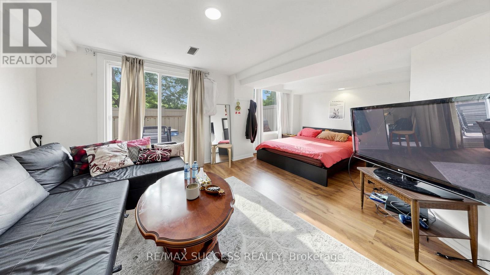 #19 2617 WINDWOOD DRIVE - Image 36