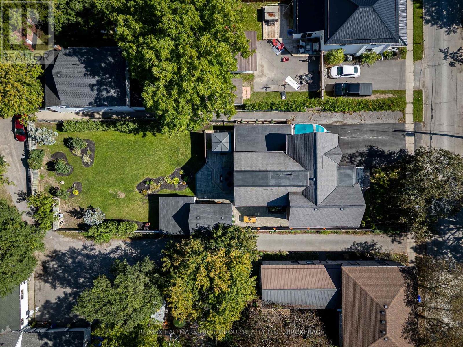 62 ALEXANDER STREET - 50