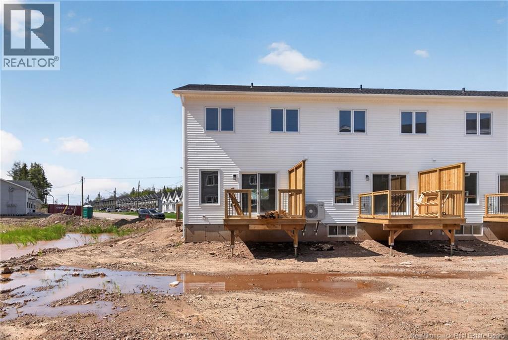 245 Des Eleves Street, Dieppe — photo 5