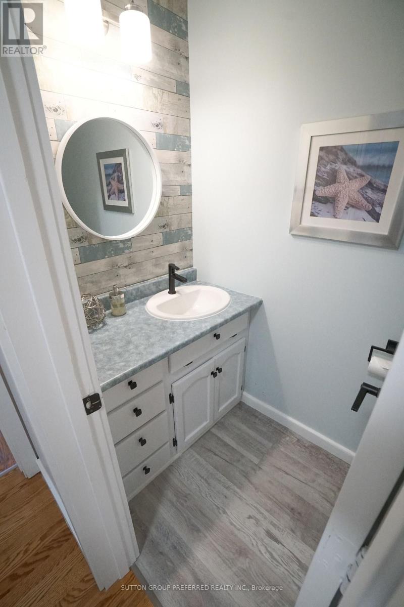7 METAMORA CRESCENT - Image 23