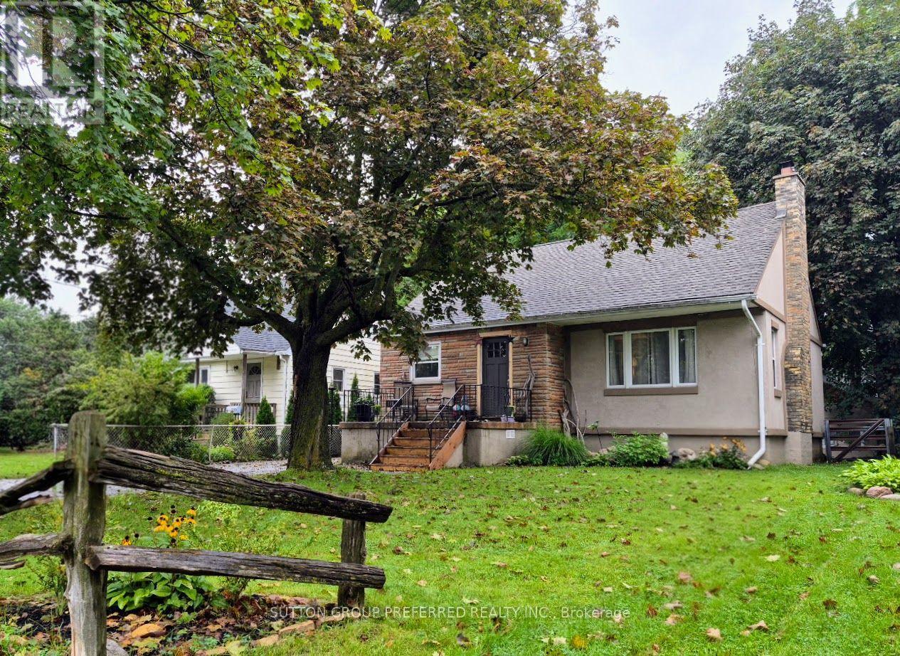 208 LINWOOD STREET - 34
