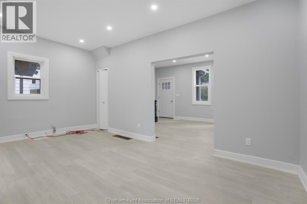 87 Gray STREET - 12