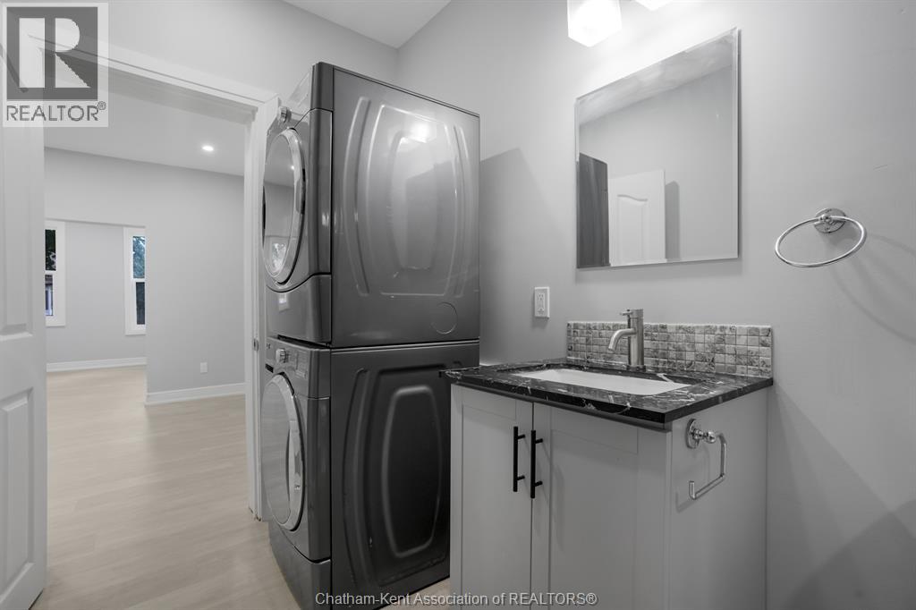 87 Gray STREET - 18