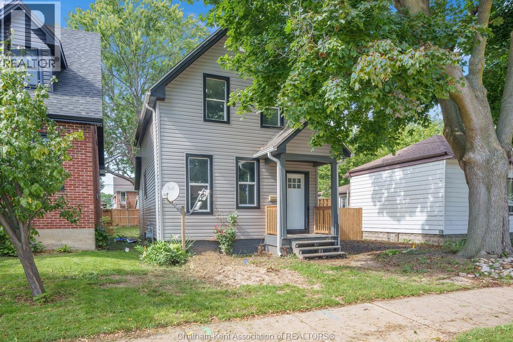 87 Gray STREET, Chatham — photo 2