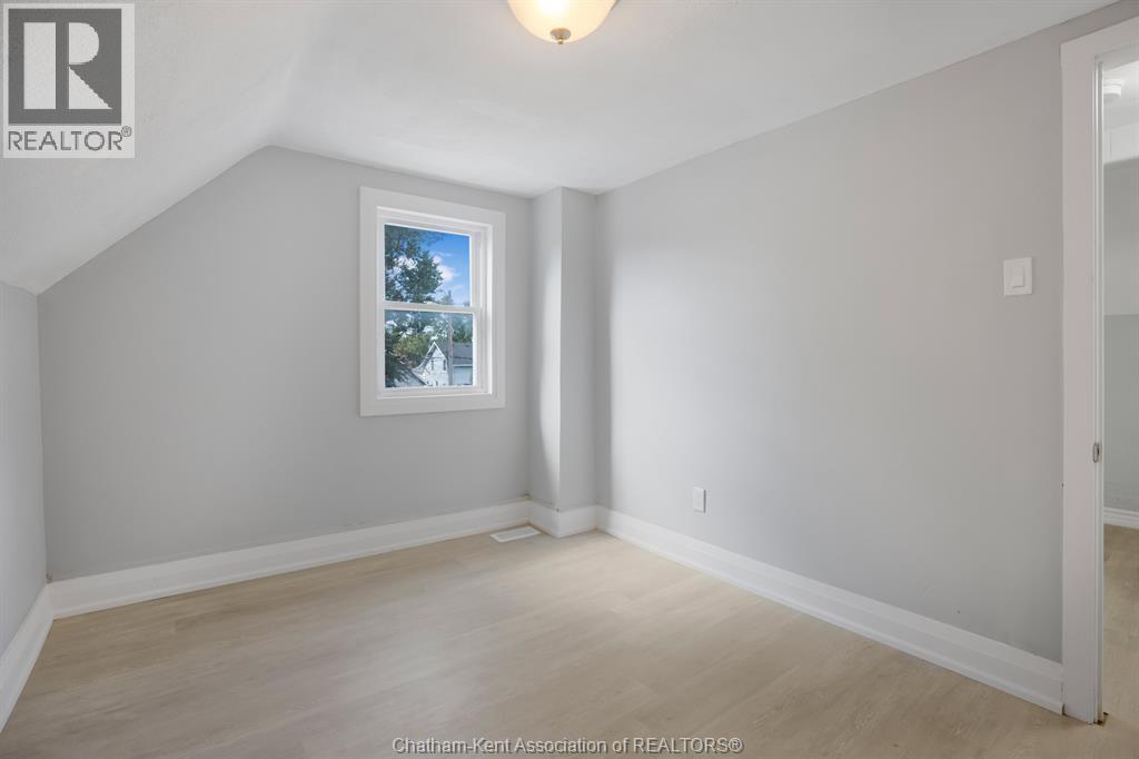 87 Gray STREET - Image 22