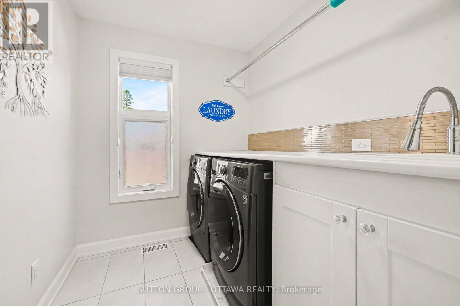 48B BYRON AVENUE photo 27