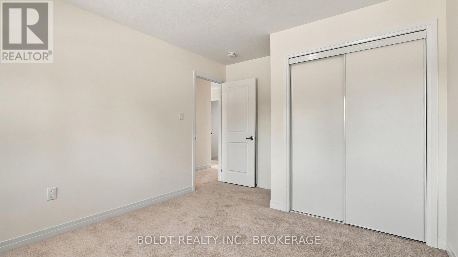 11 Derose Avenue — photo 35